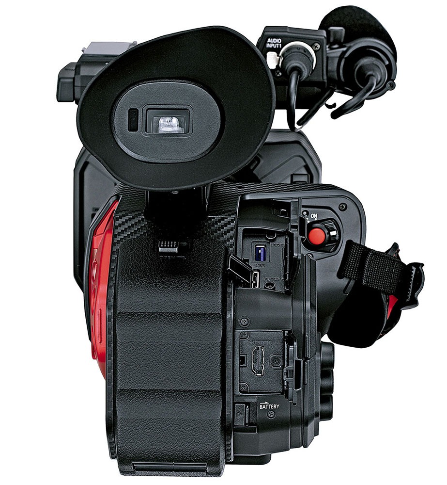 AG-DVX200-Rear-Low-res–2